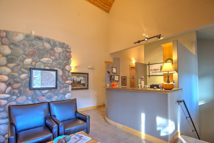 More Photos Of 70 Morning Sun Dr, Woodland Park Loft Creative Space For Sale