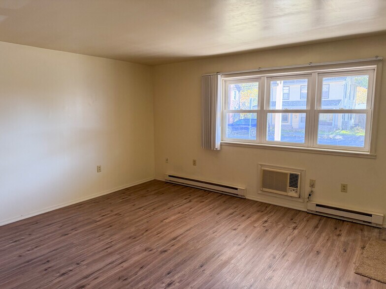 More Photos Of 607 N High St, Duncannon Apartments For Sale