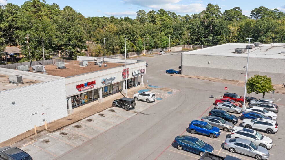 More Photos Of 4206 S Medford Dr, Lufkin Storefront Retail Office For Sale