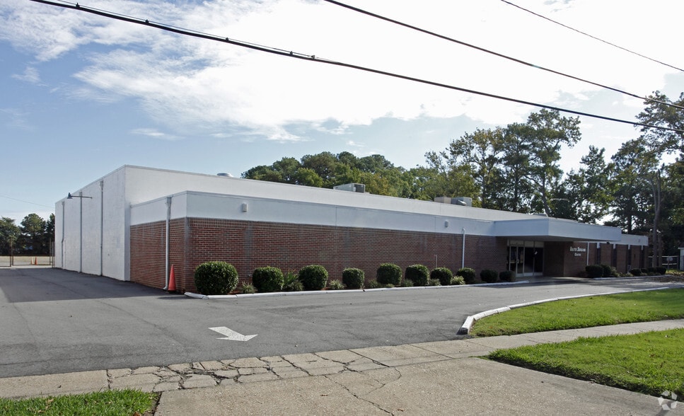 More Photos Of 1132 Pickett Rd, Norfolk Research And Development For Sale