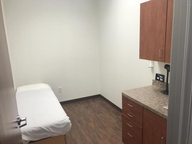 More Photos Of 1120 S Dobson Rd, Chandler Medical For Sale