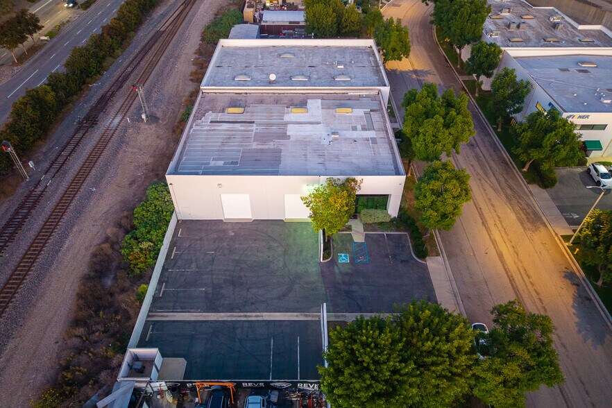 More Photos Of 21117 Commerce Pointe Dr, City Of Industry Warehouse For Lease