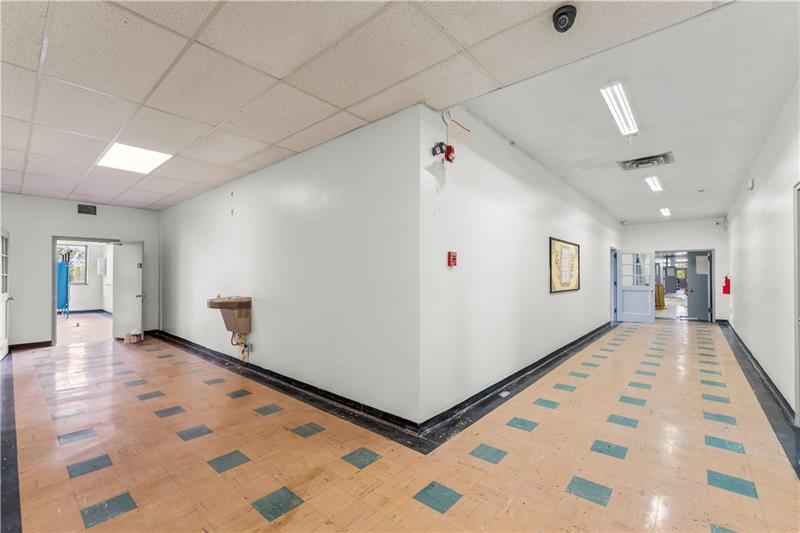 More Photos Of 1530 Hillcrest Ave, Washington Schools For Sale
