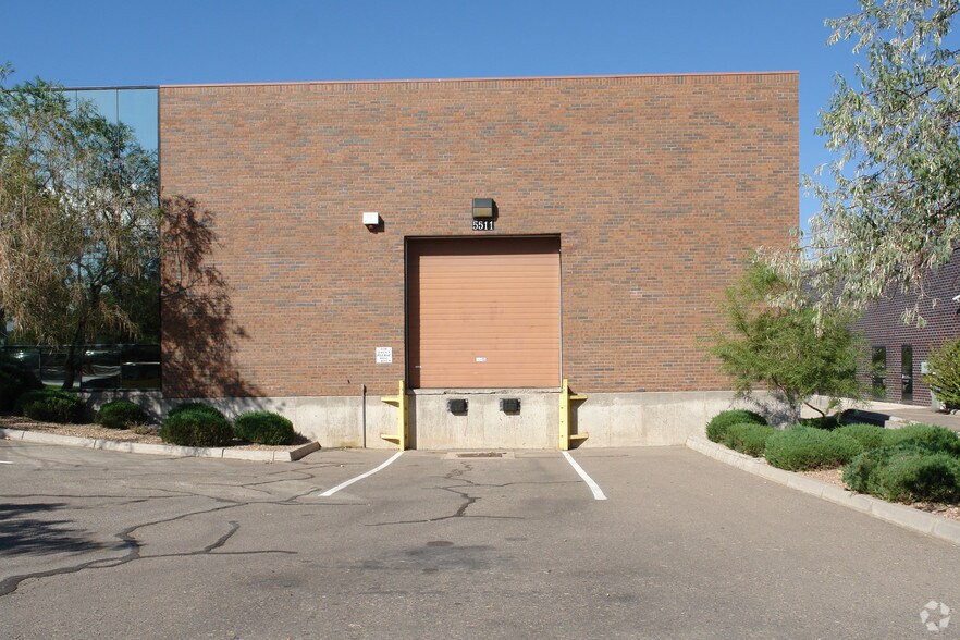 More Photos Of 5511 Midway Park Pl NE, Albuquerque Warehouse For Lease