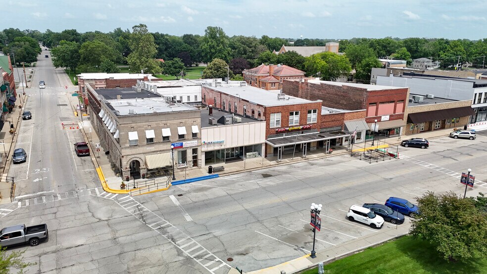More Photos Of 600 Broadway St, Lincoln General Retail For Sale