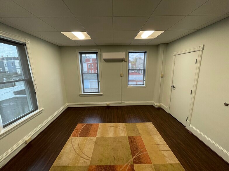 More Photos Of 119 King St, Hagerstown Office For Lease