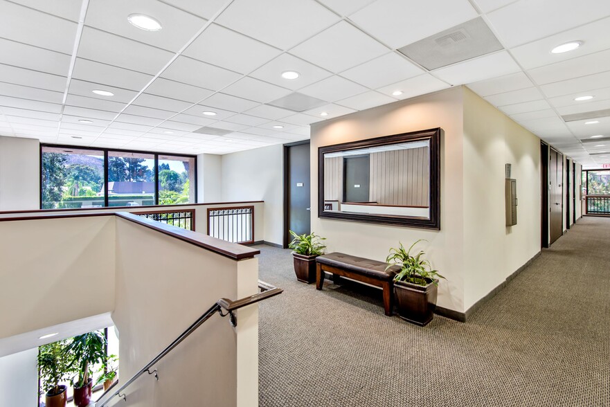 More Photos Of 468 Pennsfield Pl, Thousand Oaks Office For Sale
