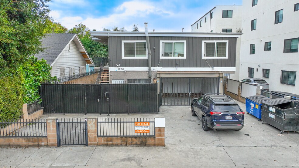 More Photos Of 1250 W 37th St, Los Angeles Apartments For Sale