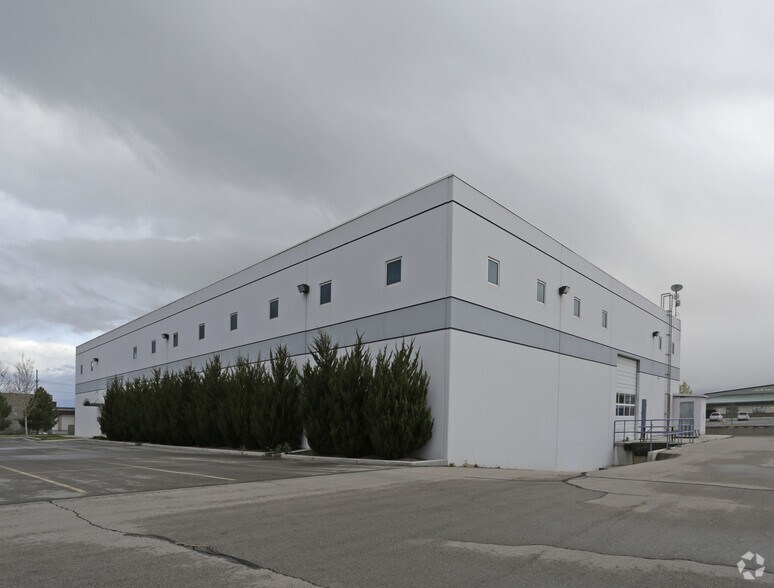 More Photos Of 476 N 1500 W, Orem Light Manufacturing For Sale