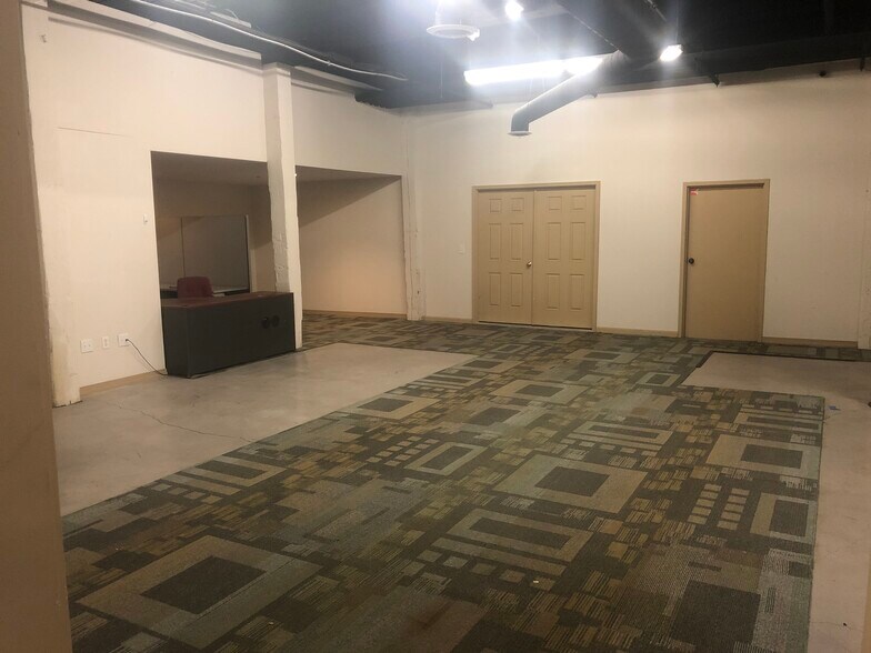 More Photos Of 214 Solar St, Syracuse Office For Lease