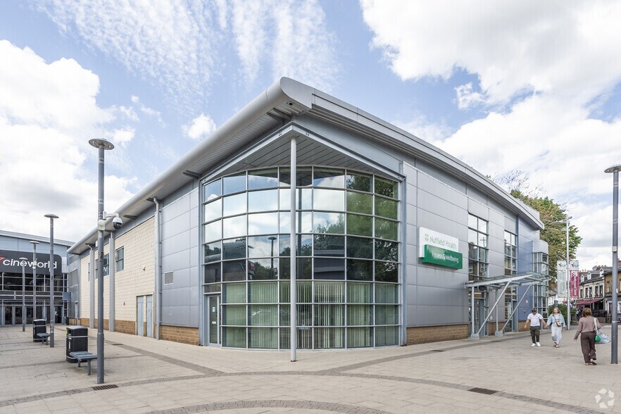 More Photos Of Old Station Way, Yeovil General Retail For Sale