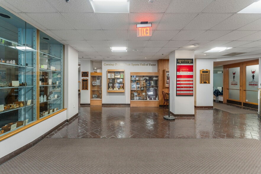 More Photos Of 1 W Market St, Corning Office For Lease