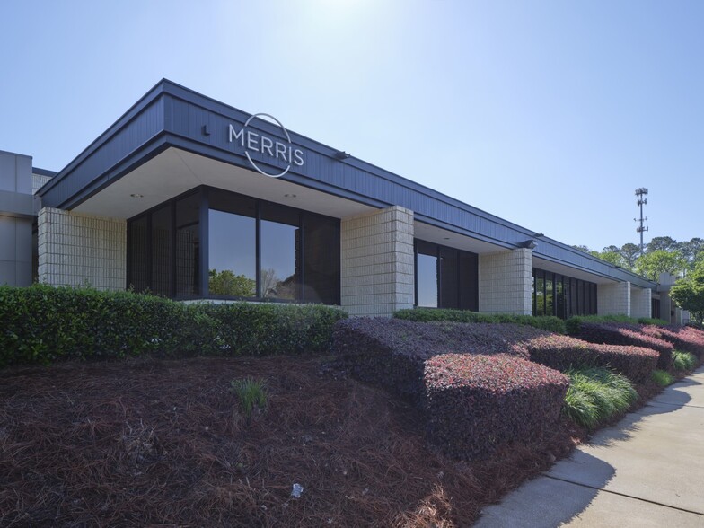 Primary Photo Of 5923 Peachtree Industrial Blvd, Peachtree Corners Light Distribution For Lease