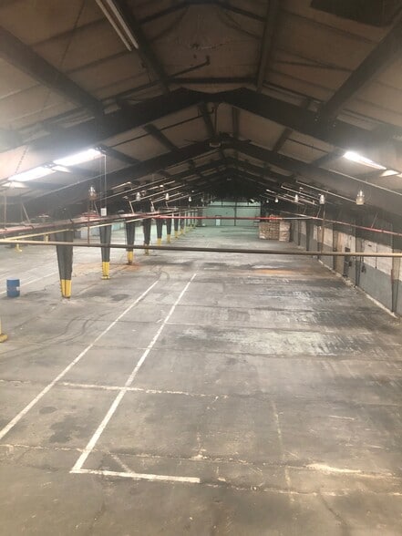 More Photos Of 55 Woodruff St, Walden Distribution For Sale