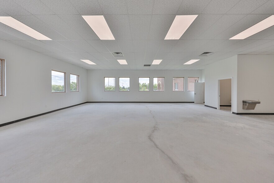 More Photos Of 4350 Independence Dr, Schnecksville Medical For Lease