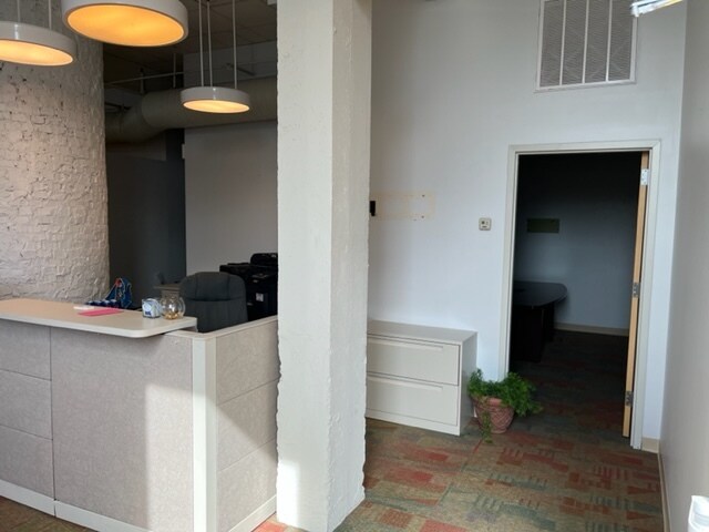 More Photos Of 520-536 W 21st St, Norfolk Unknown For Lease