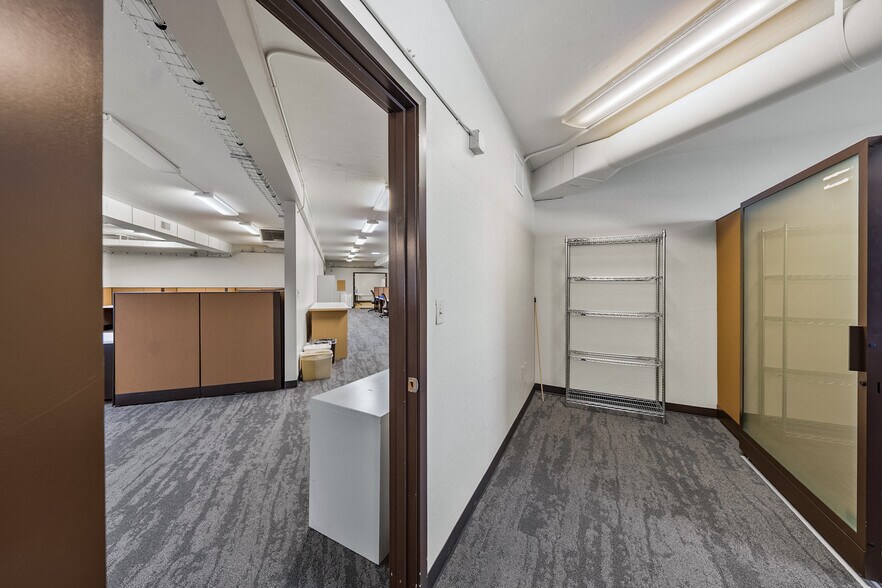 More Photos Of 209 N Pacific Hwy, Talent General Retail For Sale