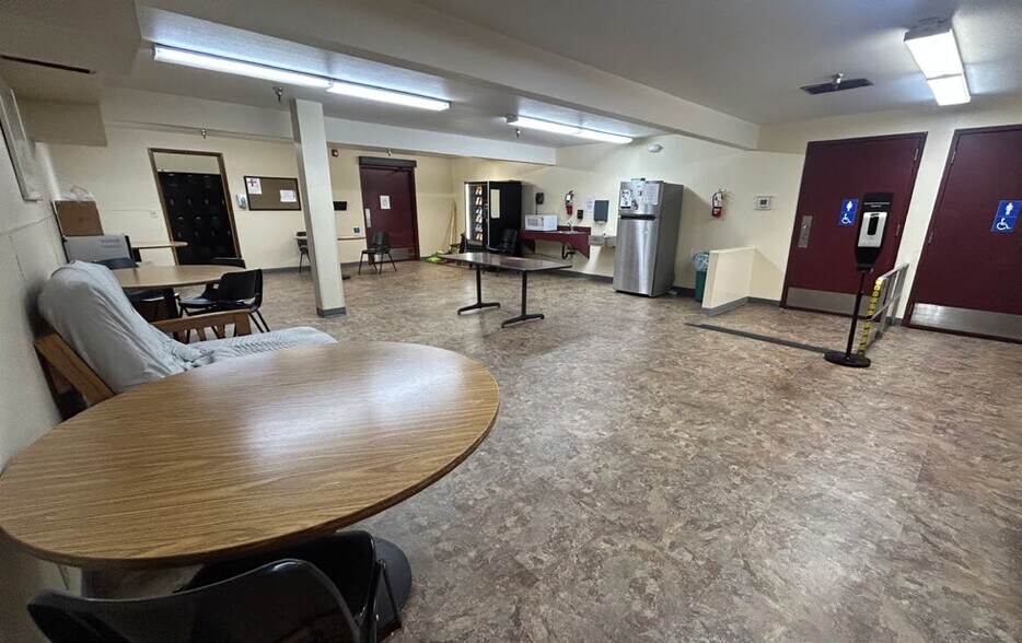 More Photos Of 5285 SE Mallard Way, Portland Warehouse For Sale