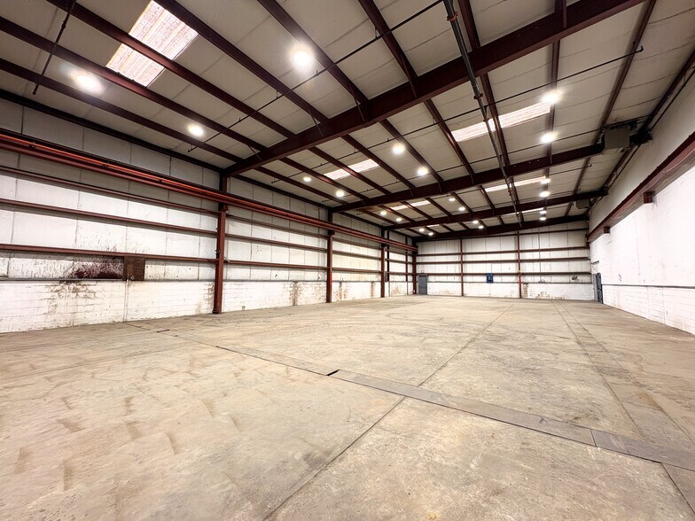 More Photos Of 5 Canale Dr, Egg Harbor Township Manufacturing For Lease
