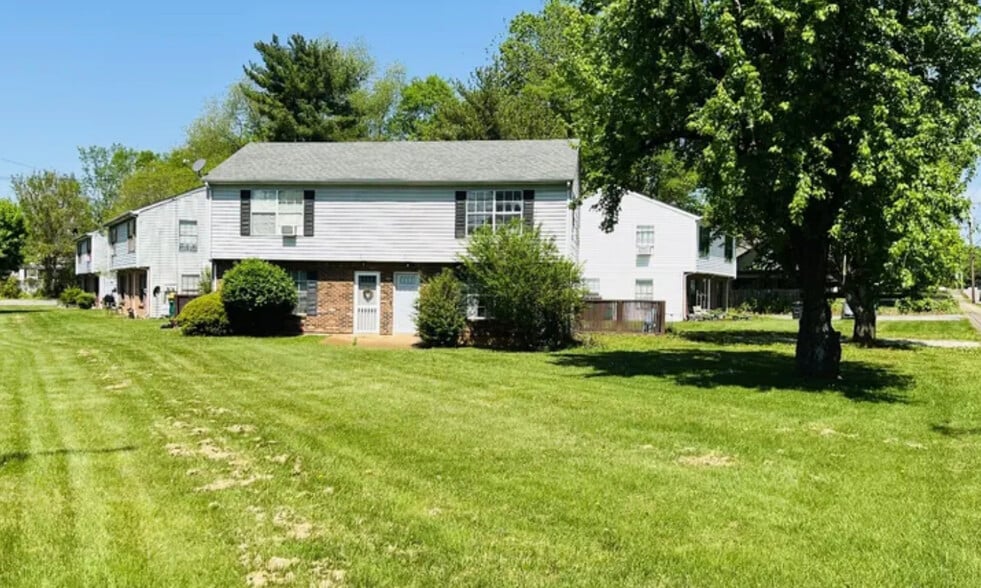 Primary Photo Of 356 Beechcroft Rd, Spring Hill Apartments For Sale