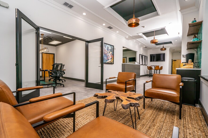 More Photos Of 223 N Causeway, New Smyrna Beach Medical For Sale