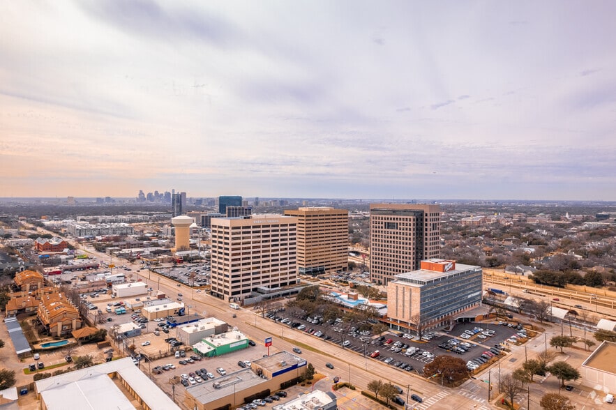 More Photos Of 6688 N Central Expy, Dallas Unknown For Lease