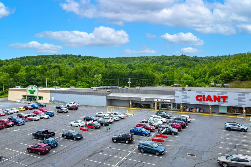 More Photos Of 1211 Blakeslee Boulevard Dr E, Lehighton Unknown For Lease