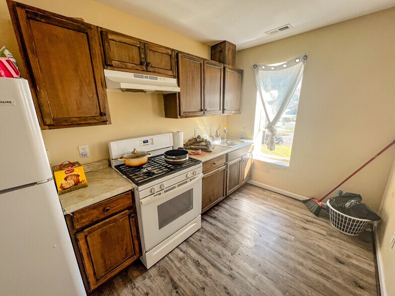 More Photos Of 1236-1238 1236-1238 E Belvedere Avenue Ave, Baltimore Multifamily For Sale