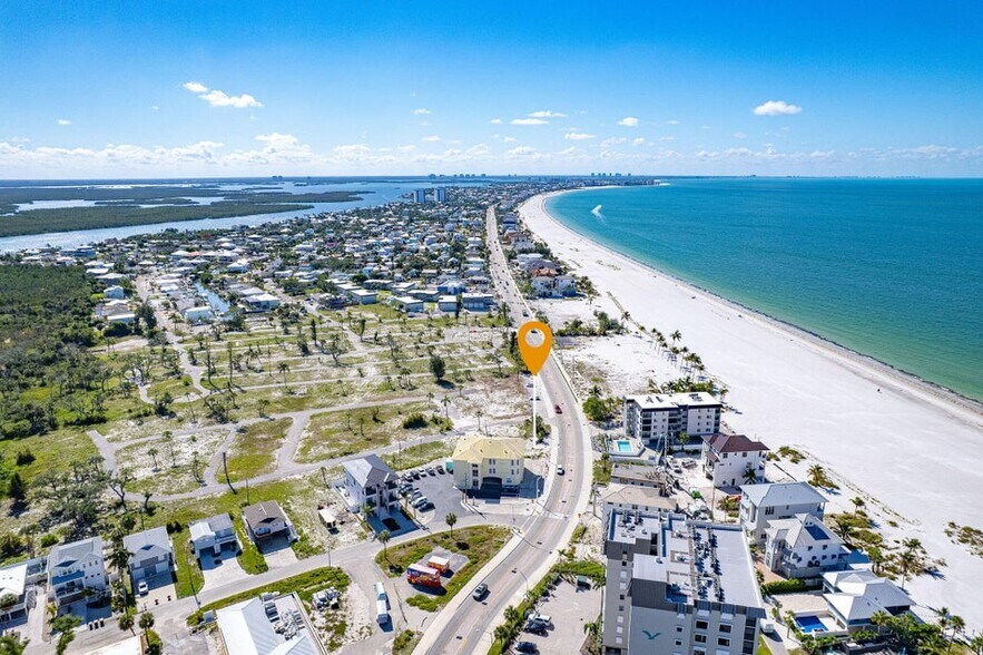 More Photos Of 2915 Estero Blvd, Fort Myers Land For Sale