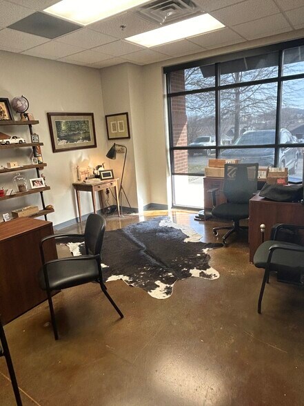 More Photos Of 3333 Aspen Grove Dr, Franklin Office For Sale