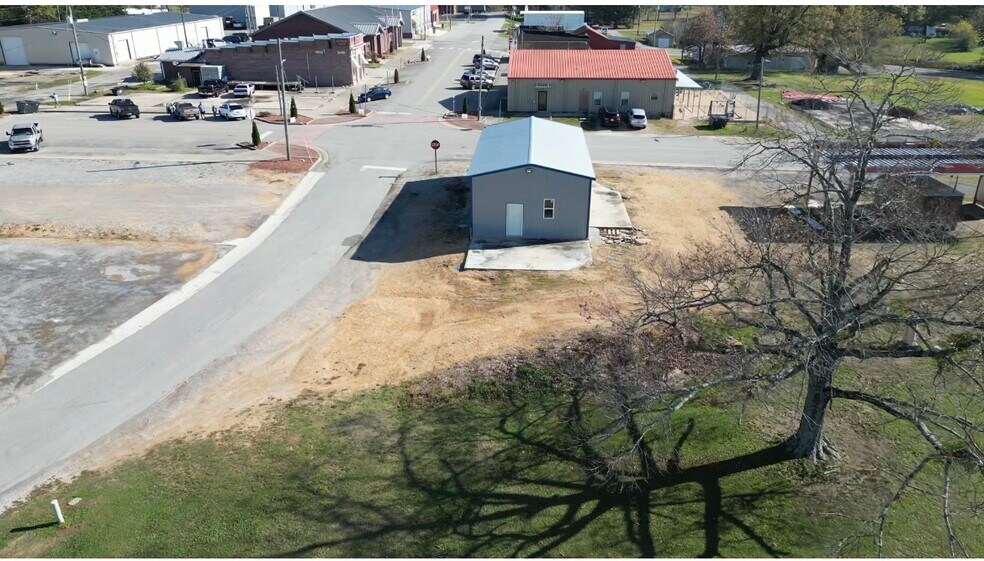More Photos Of 310 Walker St, Hackleburg Storefront Retail Office For Sale