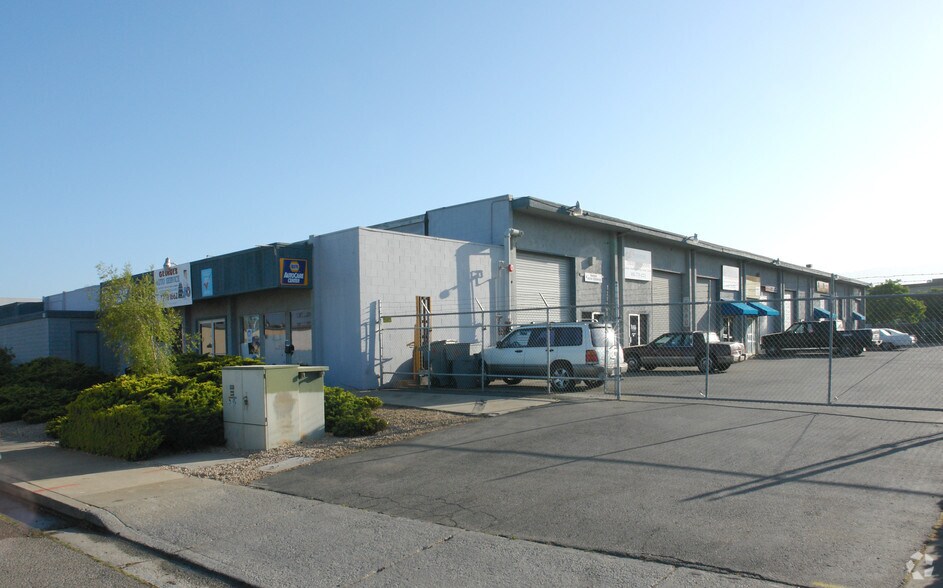 Primary Photo Of 16870 Joleen Way, Morgan Hill Warehouse For Lease