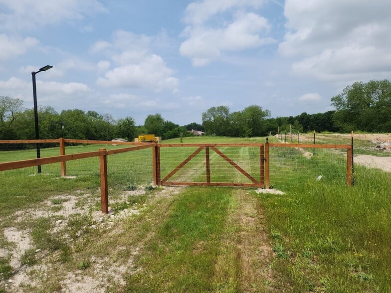 More Photos Of 2895 County Road 341, McKinney Land For Lease