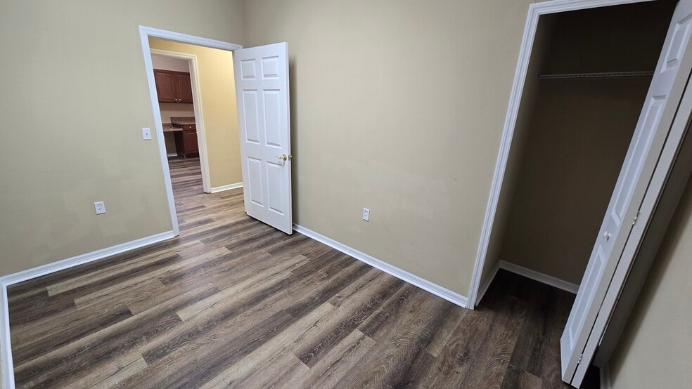 More Photos Of 2649 Windguard Cir, Zephyrhills Medical For Lease