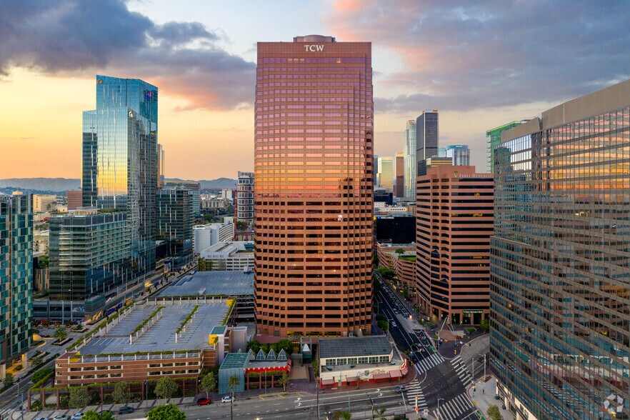 Primary Photo Of 865 S Figueroa St, Los Angeles Office For Lease