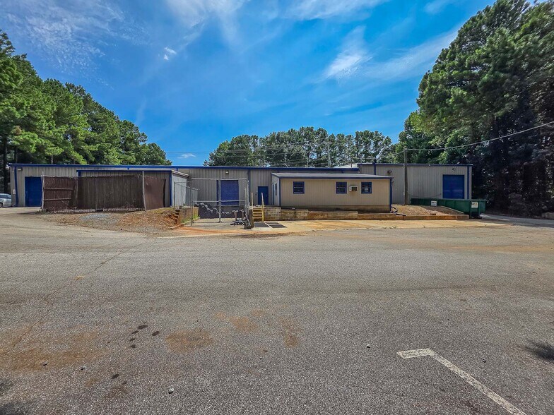More Photos Of 3800 New McEver Rd, Acworth Warehouse For Lease