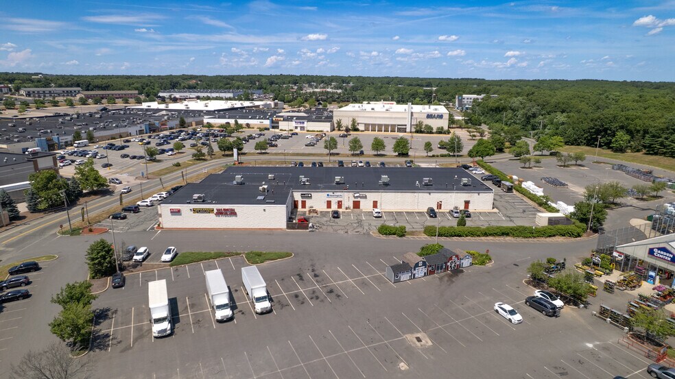 More Photos Of 165 Westgate Dr, Brockton Unknown For Lease