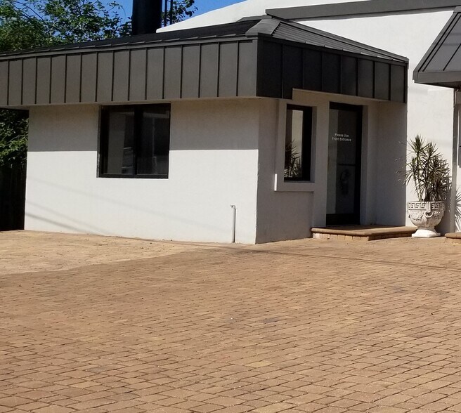 Primary Photo Of 105 S Ponce de Leon Blvd, Saint Augustine Loft Creative Space For Lease