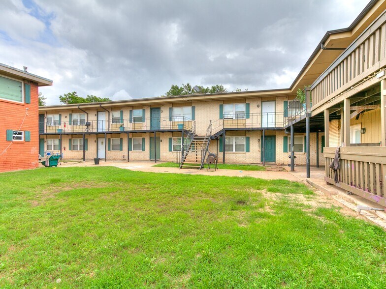 More Photos Of 1731 NW 32nd St, Oklahoma City Apartments For Sale