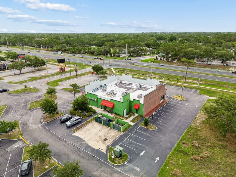More Photos Of 3007 Commercial Way, Spring Hill Restaurant For Sale