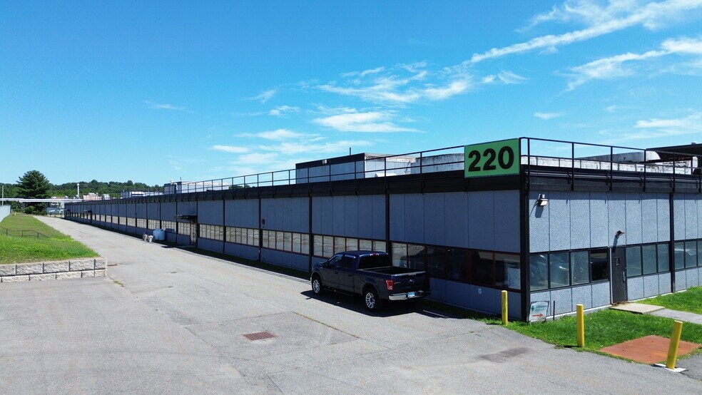 More Photos Of 2070 Route 52, Hopewell Junction Unknown For Lease