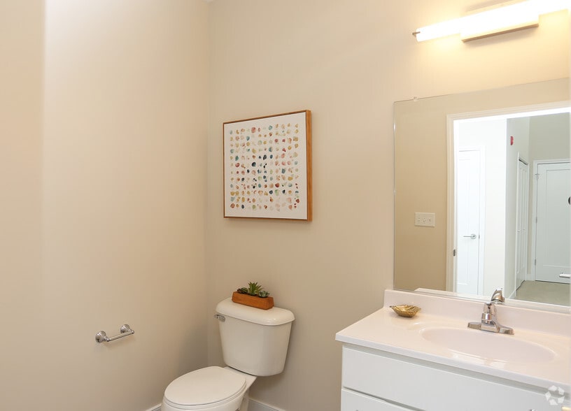 More Photos Of 240 State St, Schenectady Apartments For Lease