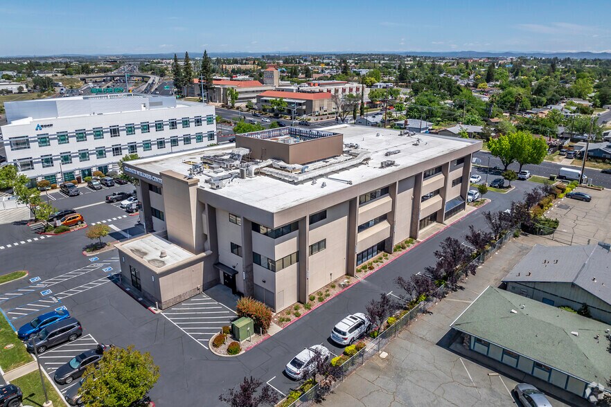 More Photos Of 406 Sunrise Ave, Roseville Medical For Lease