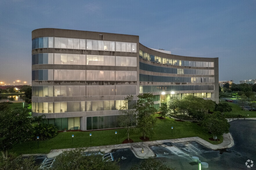 More Photos Of 5850 T G Lee Blvd, Orlando Office For Lease