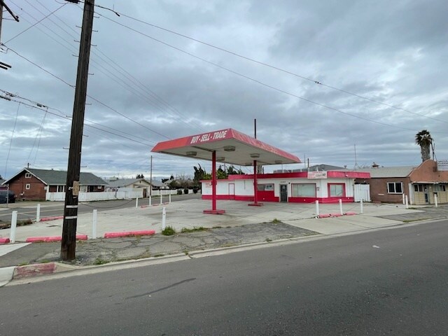 More Photos Of 1060 N Golden State Blvd, Turlock Office For Sale