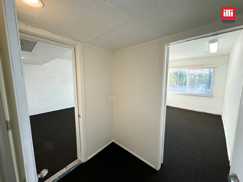 More Photos Of 8240 Beverly Blvd, Los Angeles Storefront Retail Office For Lease