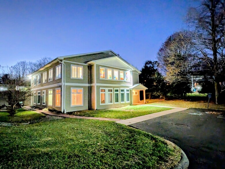 More Photos Of 4183-4193 Whitney Ave, Hamden Office For Sale