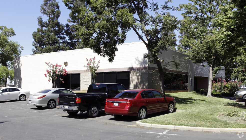 More Photos Of 10301 Placer Ln, Sacramento Office For Sale