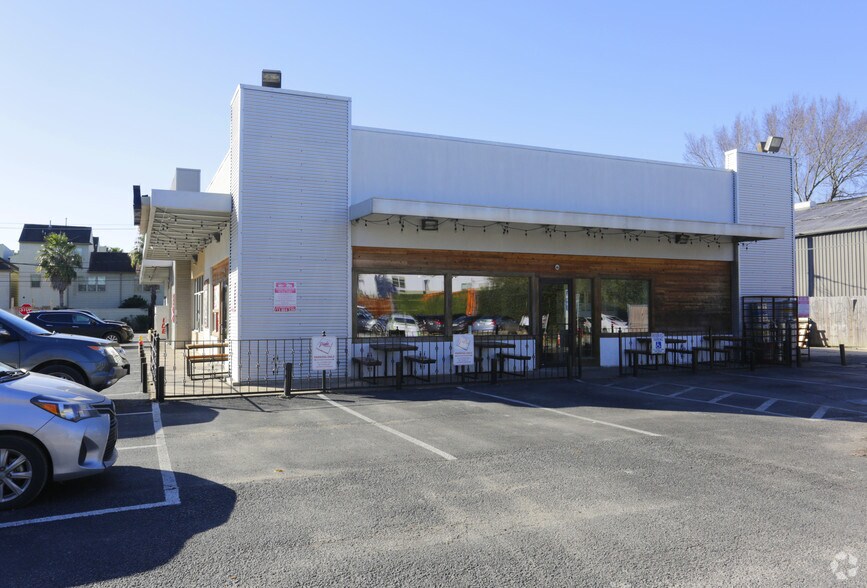 More Photos Of 1009 Moy St, Houston Storefront For Lease