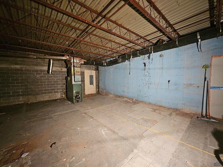 More Photos Of 431 N River St, Hot Springs General Retail For Sale